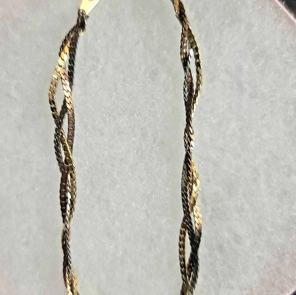 ESTATE FIND  TRI GOLD 7"BRACELET CASUAL TO DRESS